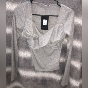 Fashion Nova long sleeve cropped top